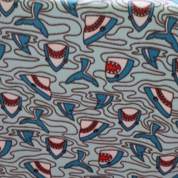 NEW Handmade Fleece Blanket with Sewn Edges Dual Layers Sharks/JAws - Picture 5 of 5
